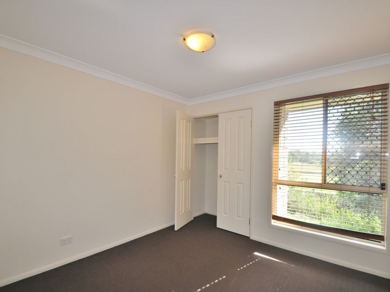 30 Lyrebird Street, Loganlea QLD 4131