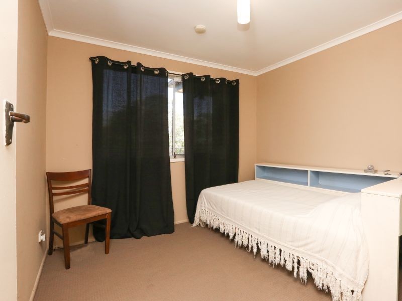 31 West Bega Rd, Kingston QLD 4114