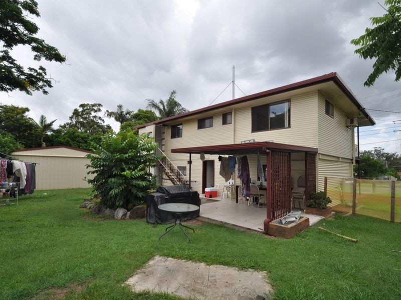 77 Aquarius Drive, Kingston QLD 4114