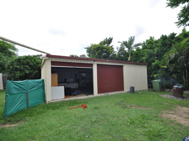 77 Aquarius Drive, Kingston QLD 4114