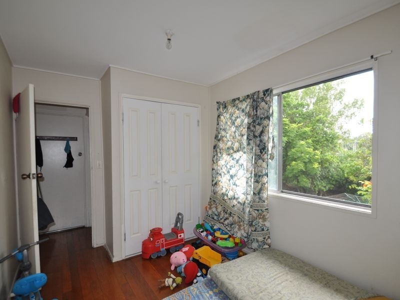 35 Myra Street, Kingston QLD 4114