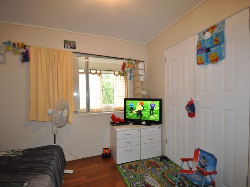 35 Myra Street, Kingston QLD 4114