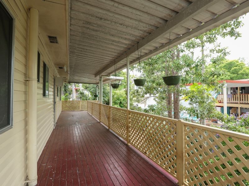 4 Melanie Street, Kingston QLD 4114