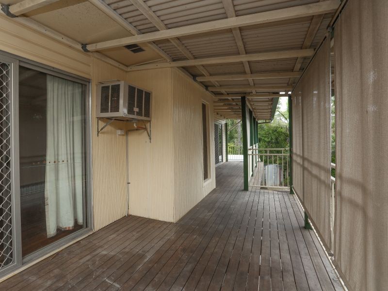 4 Melanie Street, Kingston QLD 4114