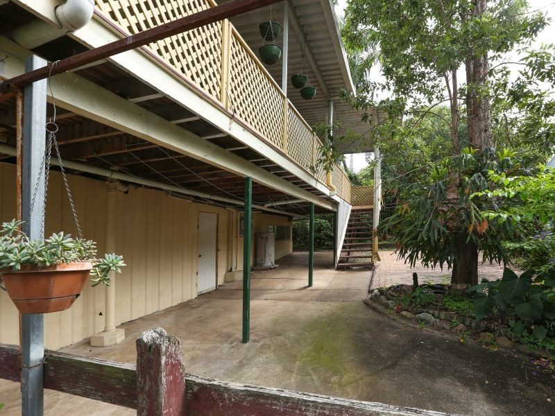 4 Melanie Street, Kingston QLD 4114