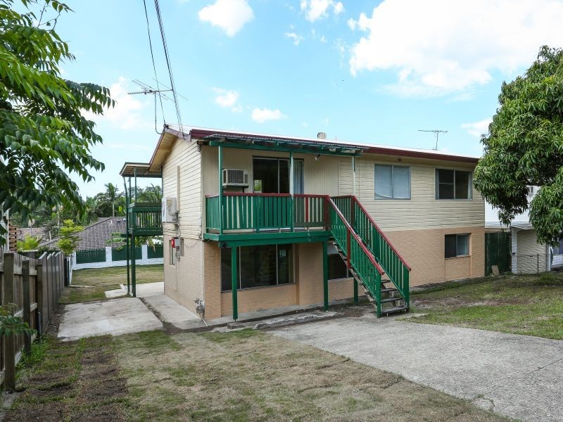 10 Mikaga Court, Woodridge QLD 4114