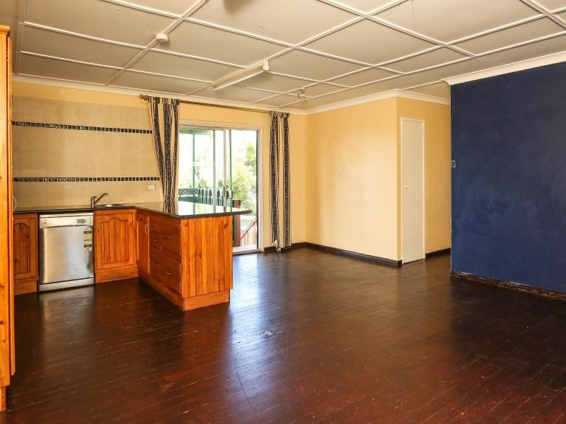 10 Mikaga Court, Woodridge QLD 4114