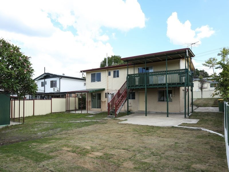 10 Mikaga Court, Woodridge QLD 4114