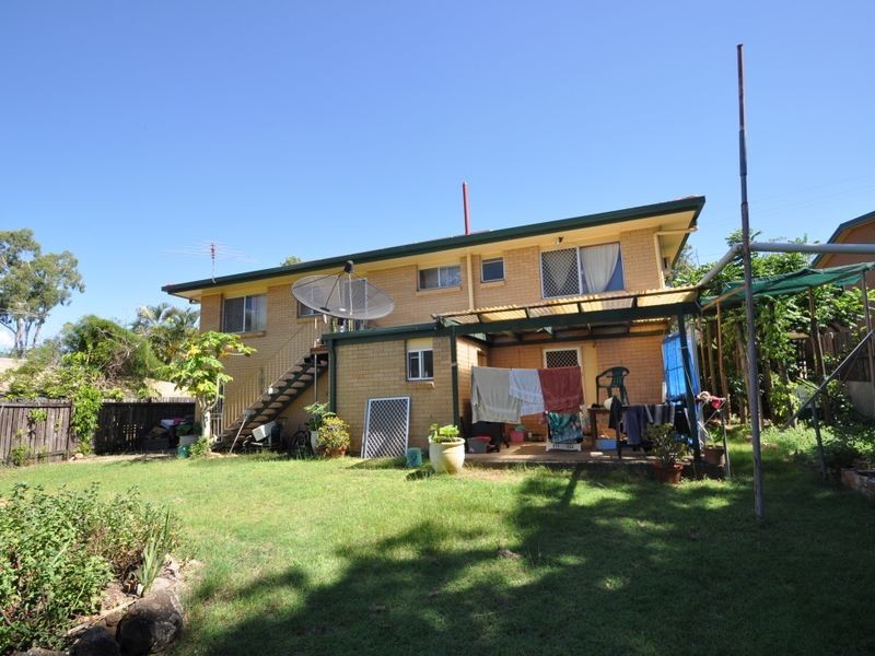 11 Laughlin St, Kingston QLD 4114