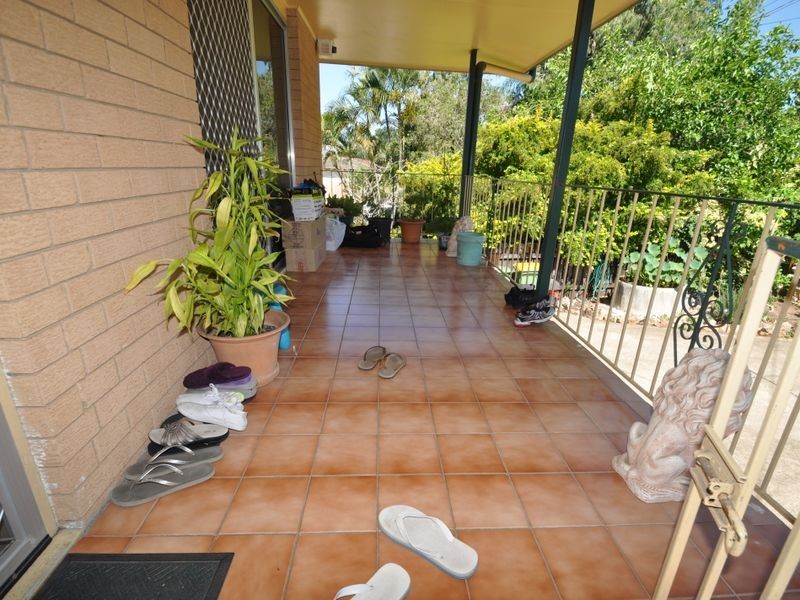 11 Laughlin St, Kingston QLD 4114