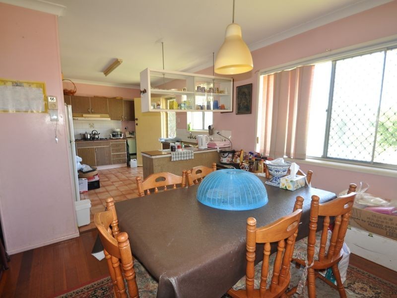 11 Laughlin St, Kingston QLD 4114