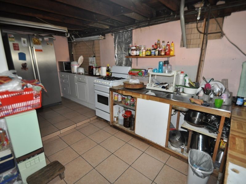 11 Laughlin St, Kingston QLD 4114