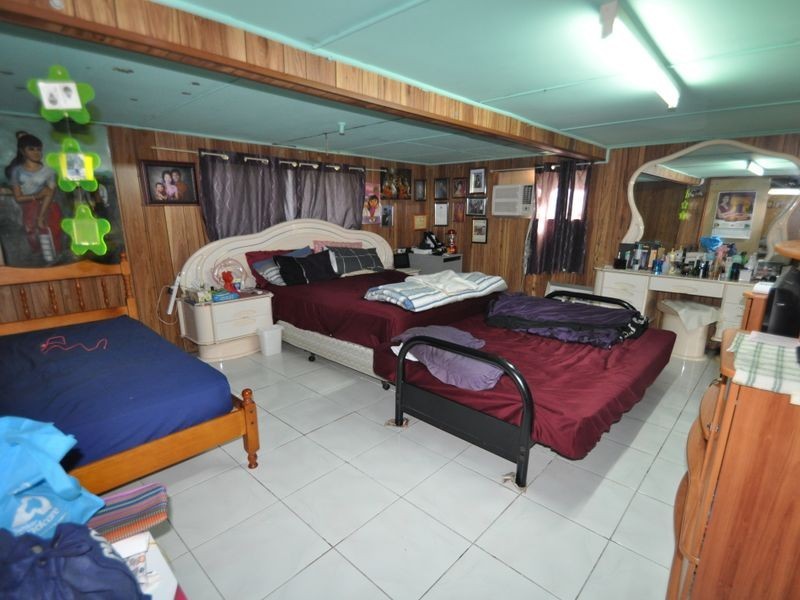 11 Laughlin St, Kingston QLD 4114