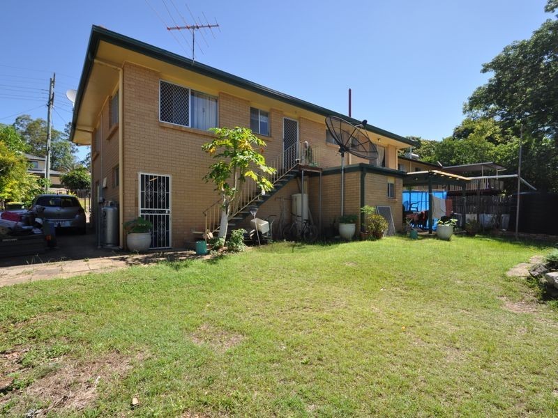 11 Laughlin St, Kingston QLD 4114