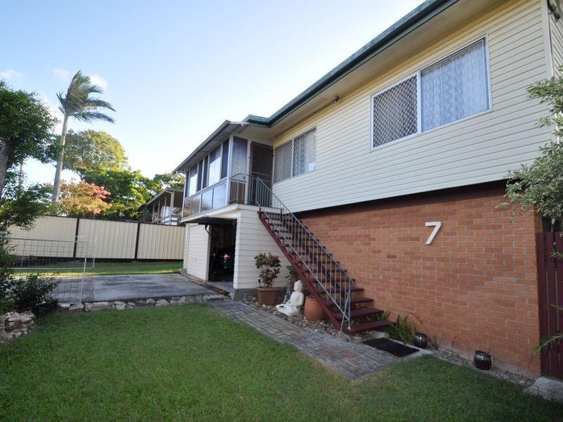 7 Dol Street, Woodridge QLD 4114