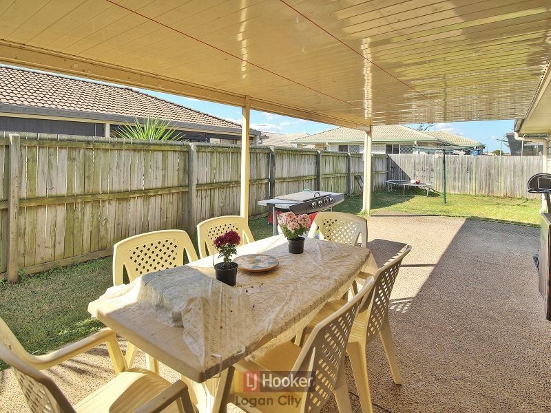 44 Lakeview Drive, Logan Reserve QLD 4133