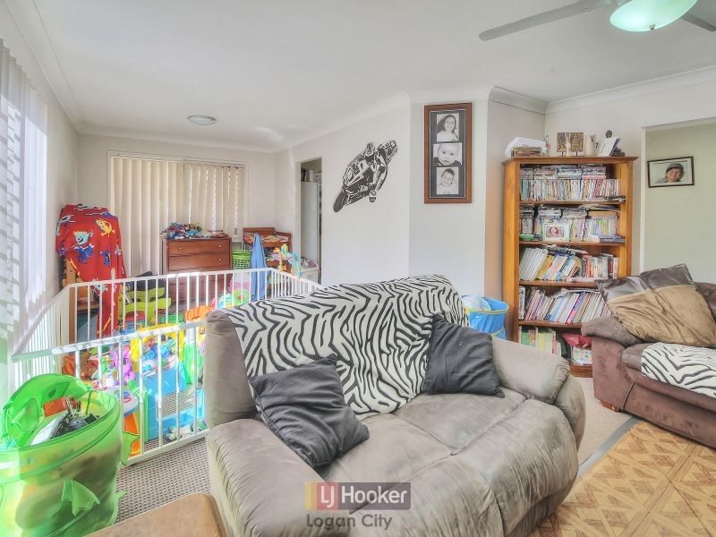 44 Lakeview Drive, Logan Reserve QLD 4133