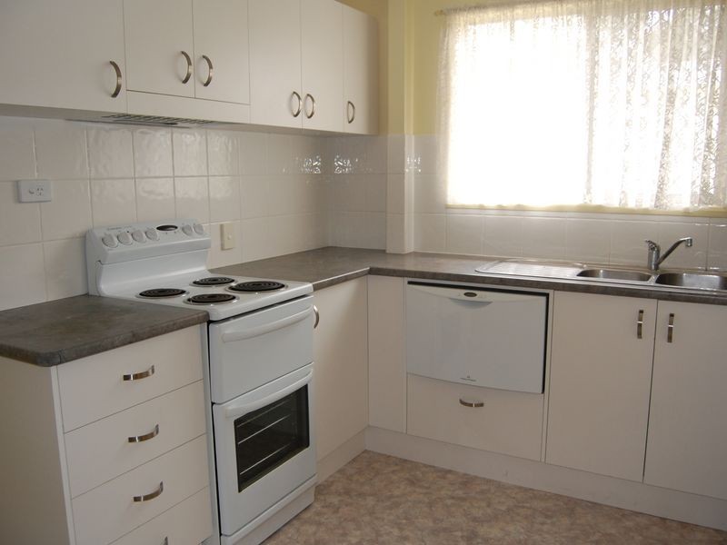 14 Whitey Street, Woodridge QLD 4114