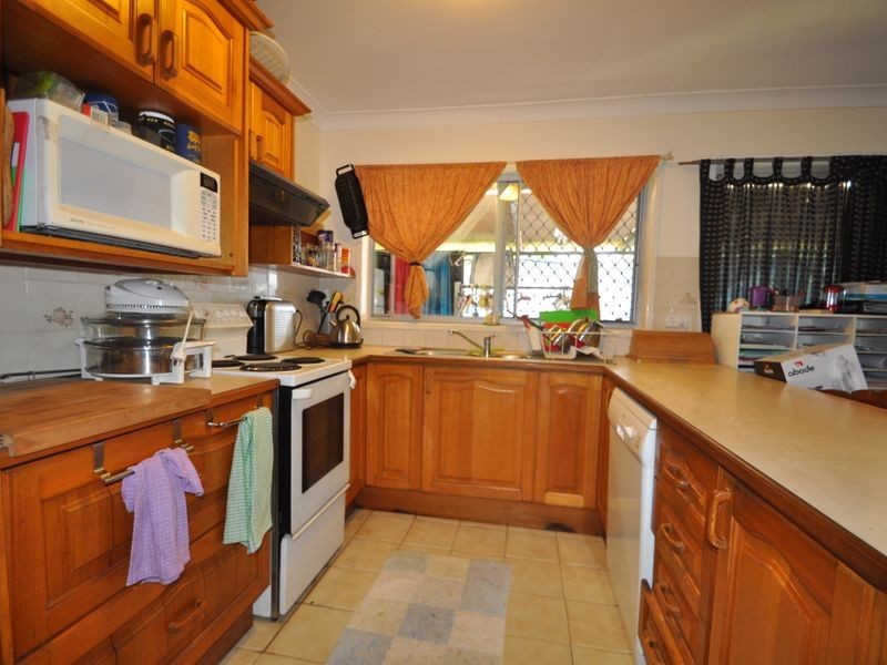 17 Laughlin Street, Kingston QLD 4114