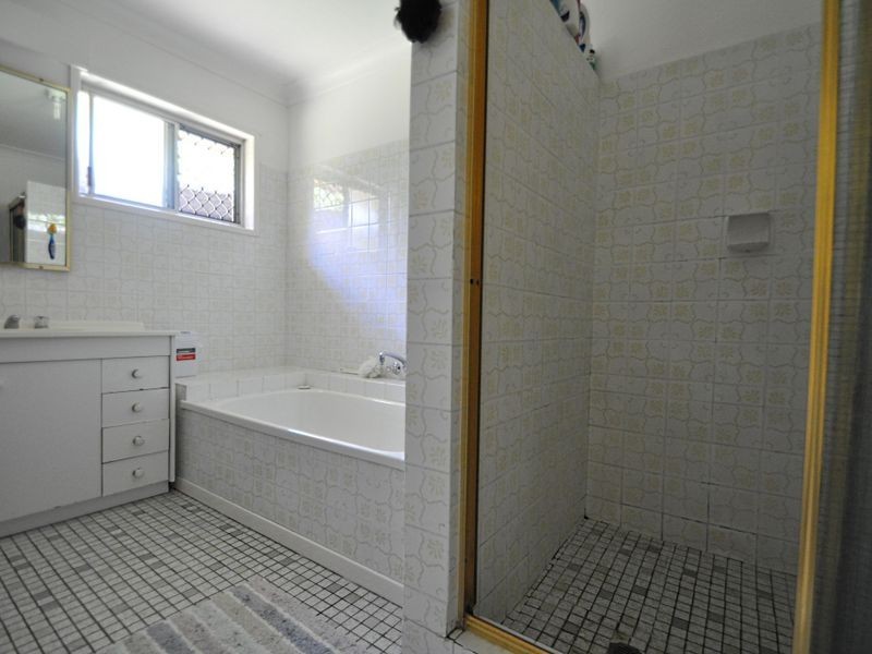 17 Laughlin Street, Kingston QLD 4114