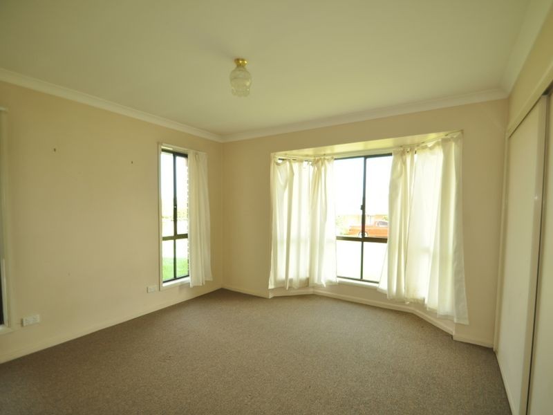 3 Bixby Court, Boronia Heights QLD 4124