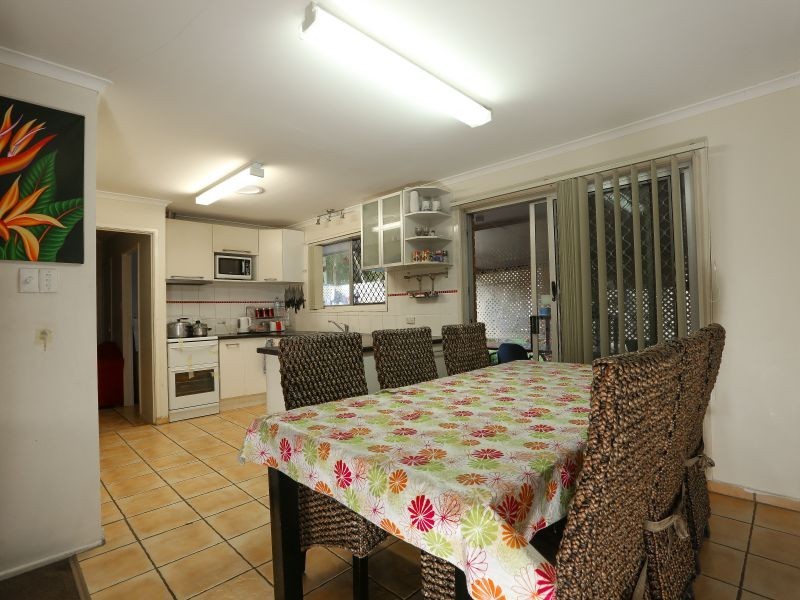 17 Wanda St, Logan Central QLD 4114