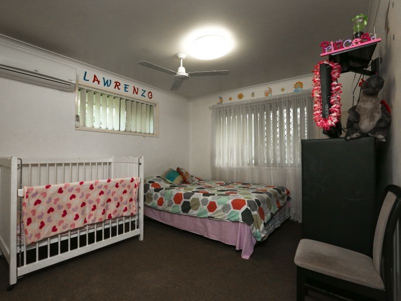 17 Wanda St, Logan Central QLD 4114