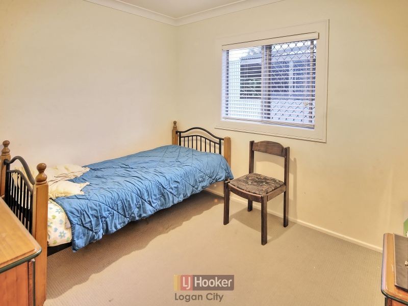 27 Winifred Street, Kingston QLD 4114