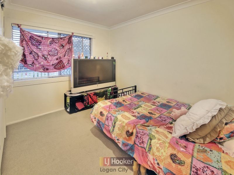 27 Winifred Street, Kingston QLD 4114