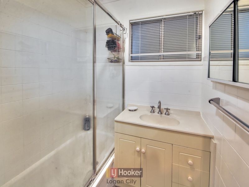 27 Winifred Street, Kingston QLD 4114