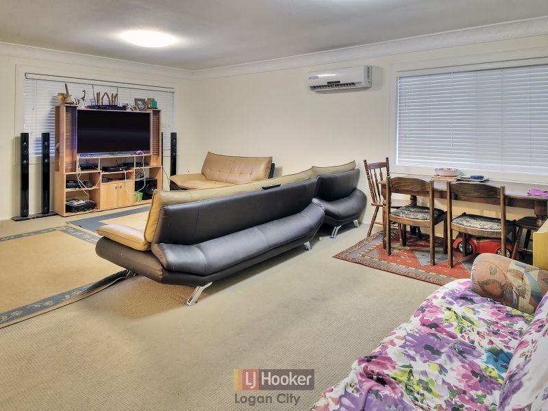 27 Winifred Street, Kingston QLD 4114