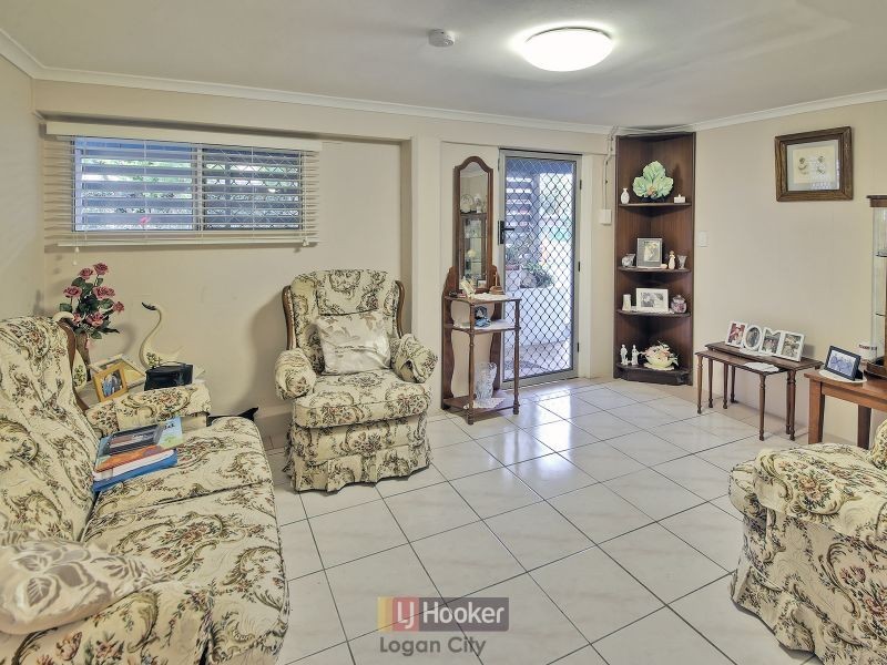 27 Winifred Street, Kingston QLD 4114