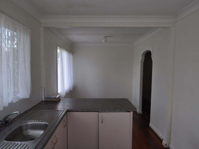 12 Sylvania Street, Logan Central QLD 4114