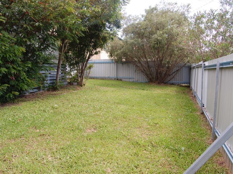 2 Skyline Drive, Kingston QLD 4114