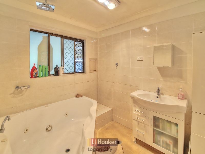 7 Brushbox Street, Crestmead QLD 4132