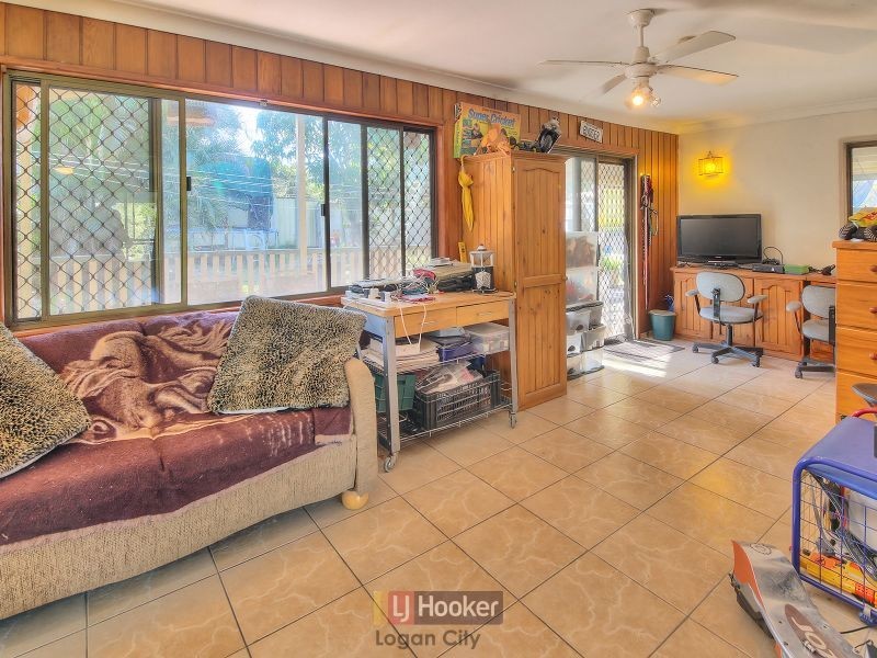 7 Brushbox Street, Crestmead QLD 4132