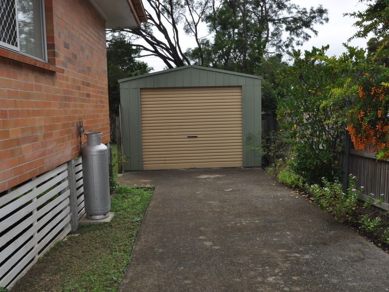 70 Jacaranda Ave, Logan Central QLD 4114