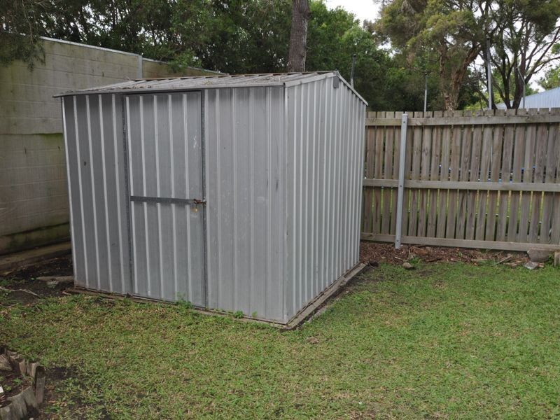 70 Jacaranda Ave, Logan Central QLD 4114