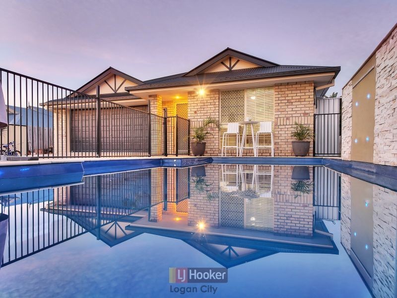 15 Lake Kurwongbah Court, Logan Reserve QLD 4133