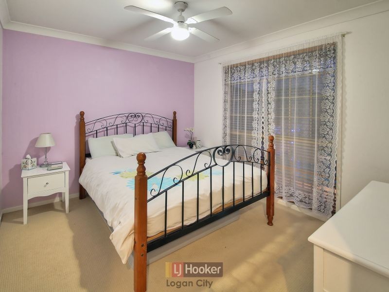 15 Lake Kurwongbah Court, Logan Reserve QLD 4133