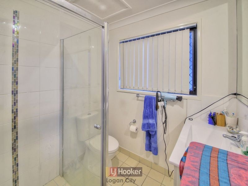 16/11 Portia Street, Kingston QLD 4114