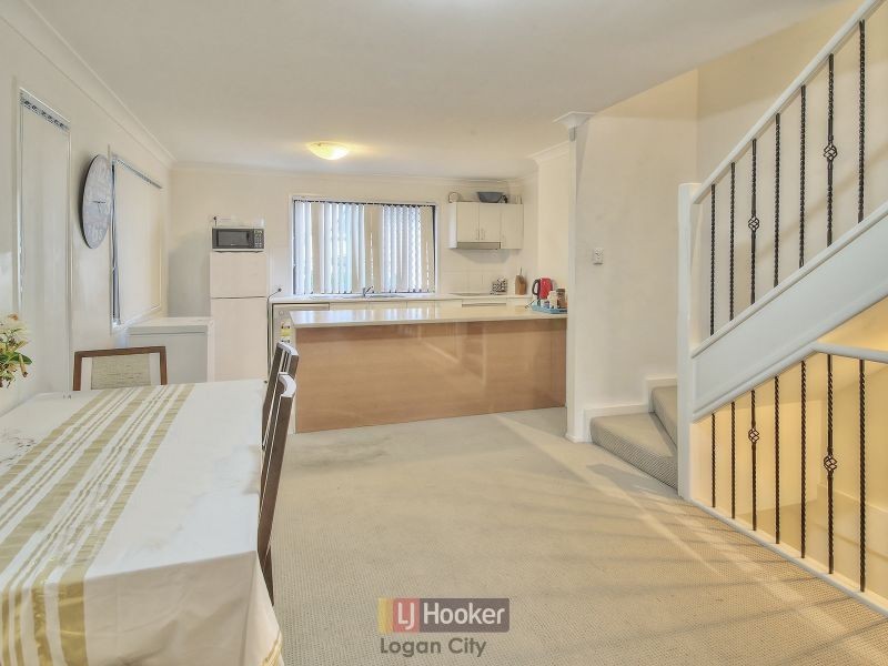 16/11 Portia Street, Kingston QLD 4114