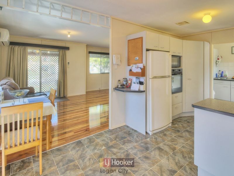 39 Kelvin Street, Woodridge QLD 4114