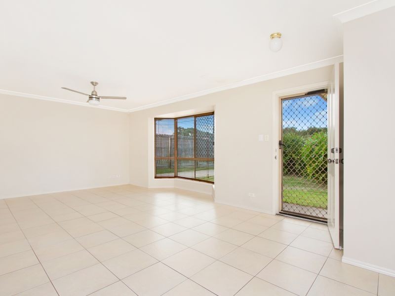 9 Houston Drive, Crestmead QLD 4132