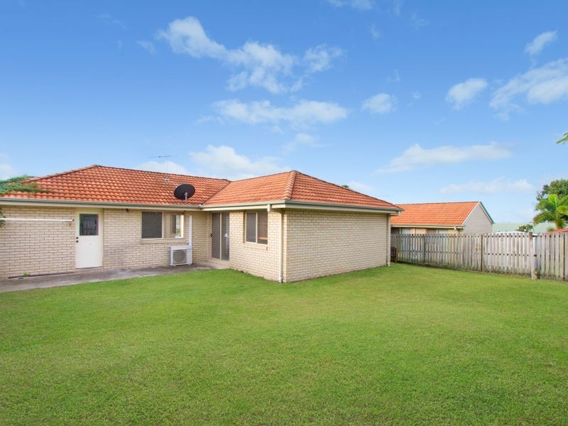 9 Houston Drive, Crestmead QLD 4132
