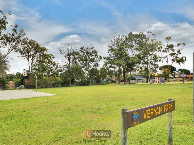 2 Gwinear Street, Kingston QLD 4114