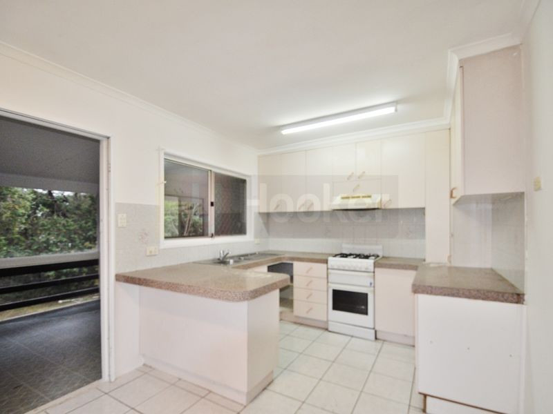 8 Nyanza Street, Woodridge QLD 4114