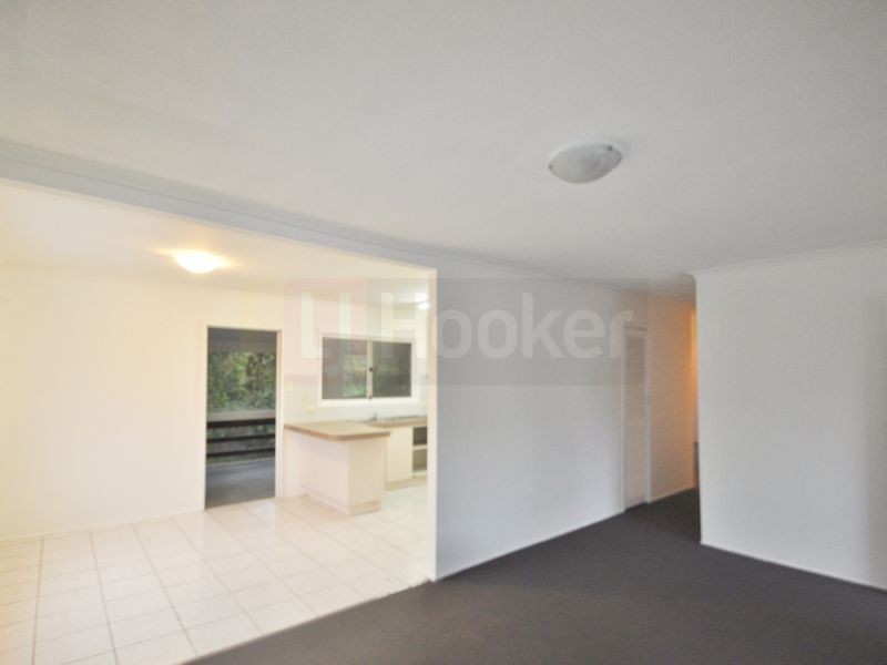 8 Nyanza Street, Woodridge QLD 4114