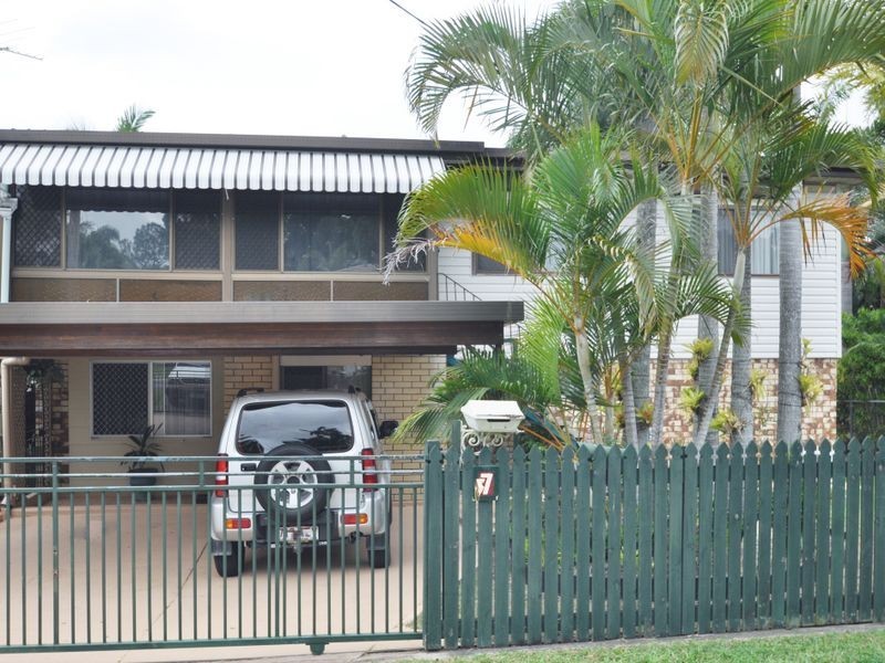 7 Robert Street, Loganlea QLD 4131