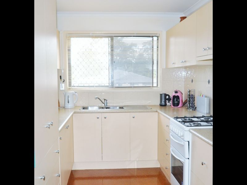 7 Robert Street, Loganlea QLD 4131